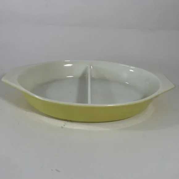 Vintage Pyrex 1 - 1/2 Qt. Divided Oval Dish, Yellow & White Ovenware made in USA