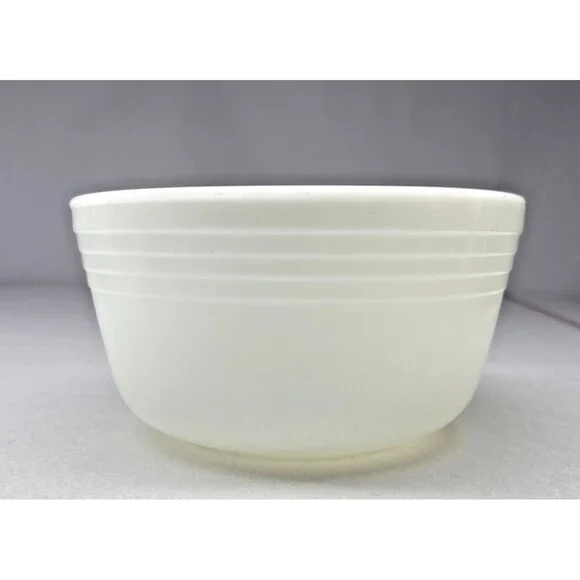 Pyrex White Milk Glass Mixing Bowl #20 Opal Glass Nesting USA Vintage