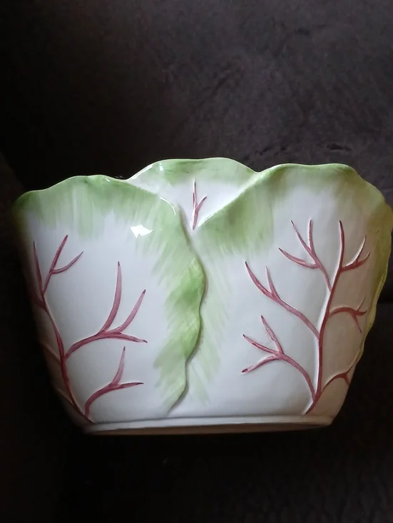 The Haldon Group Vintage White Cabbage Bowl 1988