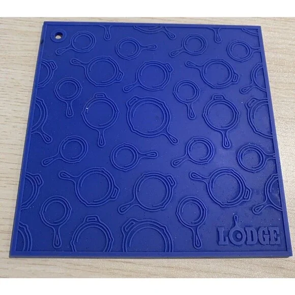 Lodge Square Silicone Skillet Trivet, Blue  7” used