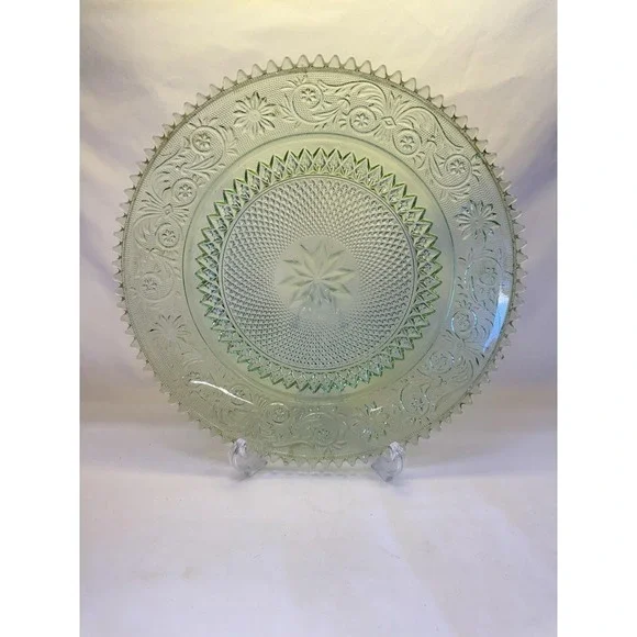Vintage Tiara Chantily Sandwich Light Green Glass 12
