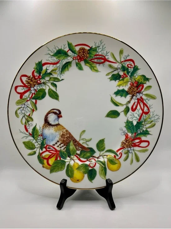 Andrea By Sadek Winter Birds & Wreath Partridge Plate 10.5” Japan