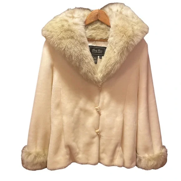 Terry Lewis Luxury Designs‎ Faux Fur Coat