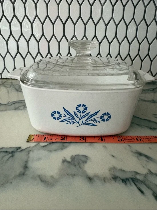 Corningware White Casserole with Blue Floral Motif and Glass Lid 1.5 liter.