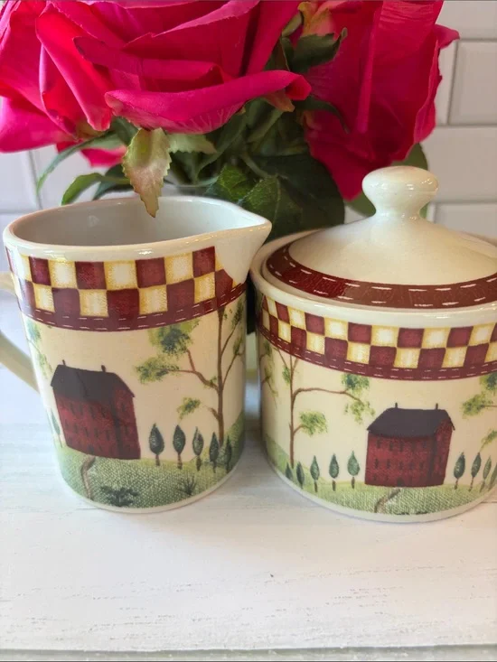 Thomson Cream and Red Country Cottage Sugar and Creamer Set