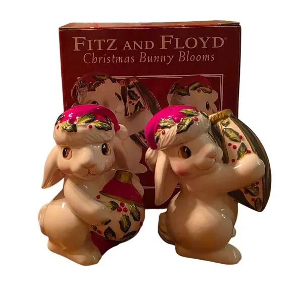 Fitz & Floyd 2004 Christmas Bunny Blooms Rabbit Salt & Pepper Shaker Set Holiday