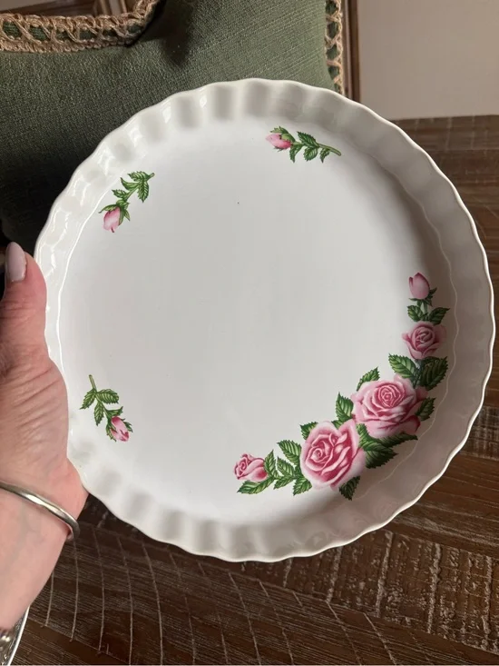 Vintage Christineholm Rose Quiche/Pie Dish 9.5