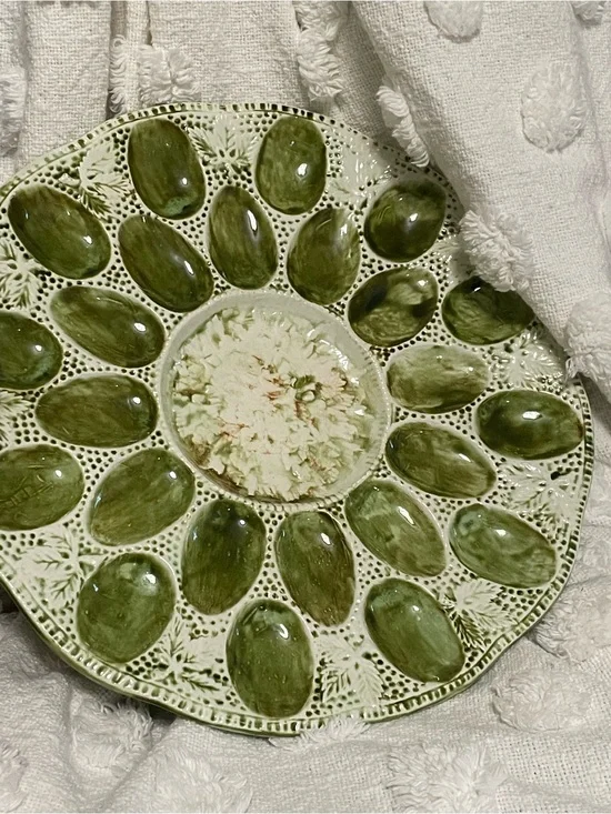 Antique‎ Green Pottery / Ceramic Egg Plate 13”