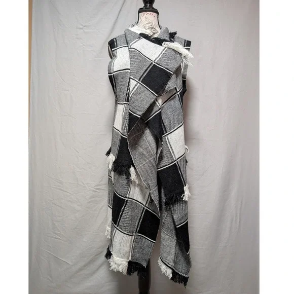 Women's Black White Plaid Fringe Wrap Sweater Vest Shawl‎ Drape Front Large New