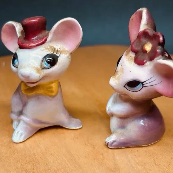 Vintage Japan Cute Animal Salt & Pepper Shakers Top Hat & Flower Foil Labels