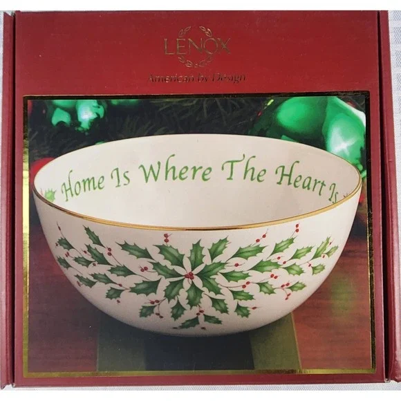 LENOX CHRISTMAS HOLIDAY PORCELAIN 9
