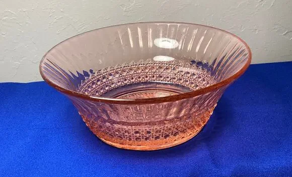 Vintage pink depression glass serving salad bowl
