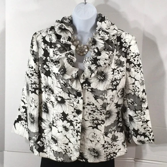 Adrianna Papell b/w ruffled jacket