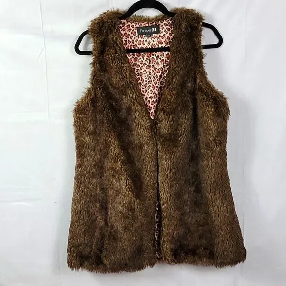 FOREVER 21.. faux fur vest..