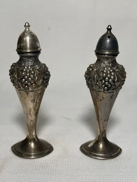 Vintage Weidlich Brothers Silver-plated Metal Art Deco Grape Leaves 5”