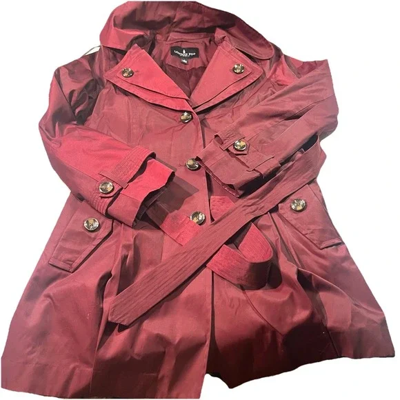 London Fog Women's Rain Trench Coat Wine Color Size M‎ EUC Beautiful