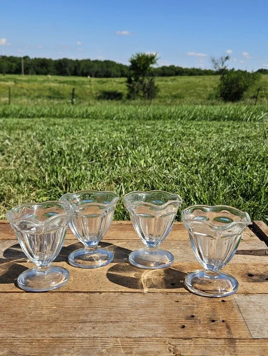 Vintage Retro MCM Anchor Hocking Tulip Glass Ice Cream Sundae Dessert Cups Set 4