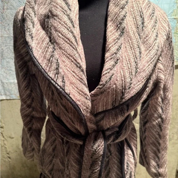 Dolce‎ Vita Textured Cream, Brown and Black Wool Wrap Coat