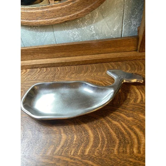 Vintage Cast Aluminum Whale Serving Tray Nautical Trinket Dish Silver 13.5 Inch