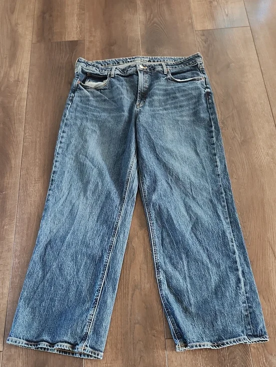 Old Navy sky-high wide leg jeans