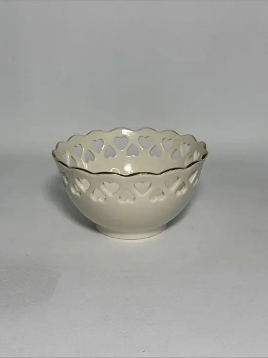 Lenox Footed Bowl Heart Collection Gold Trim Rose 4.25x2.25” Classic Beautiful