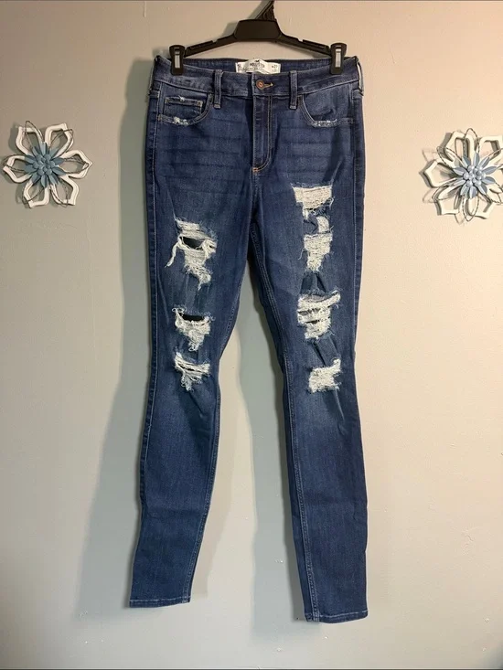 Hollister Curvy Mid-Rise Jean