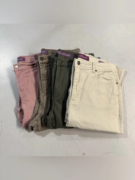Gloria Vanderbilt Amanda Straight Fit Jeans Womens 16 Short Lot Of 4