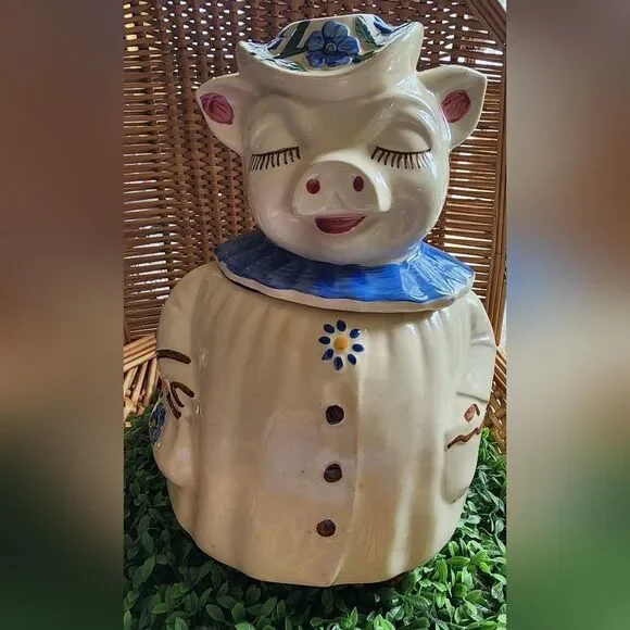 Vintage Shawnee Pottery WINNIE The Pig Cookie Jar, Blue Collar Made In USA