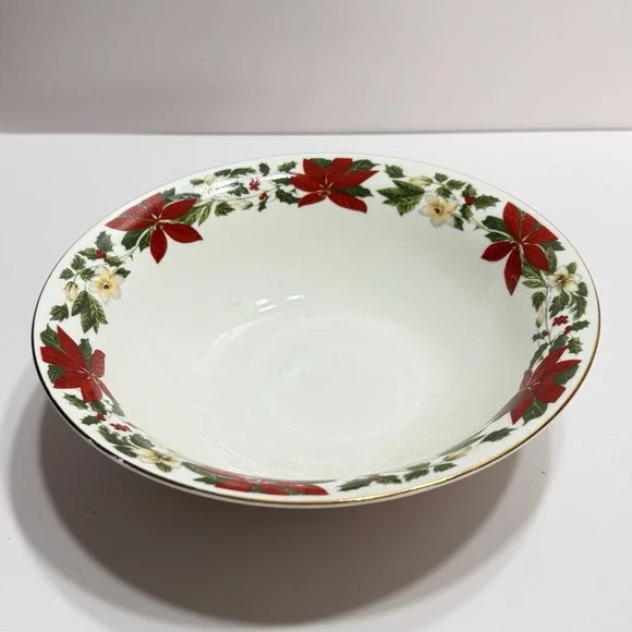 Gibson Poinsettia Christmas Holiday Vegetable Servicing Bowl Large Vtg 9.5