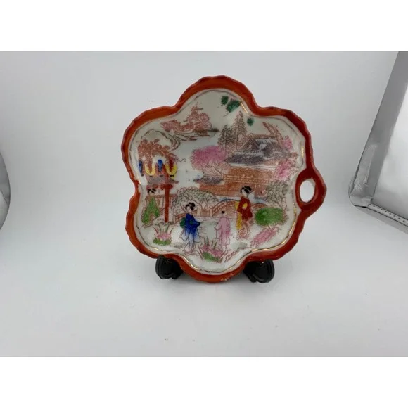 Vintage Asian Scene Ceramic Trinket Dish‎ Orange Trim Petal Shape Handle