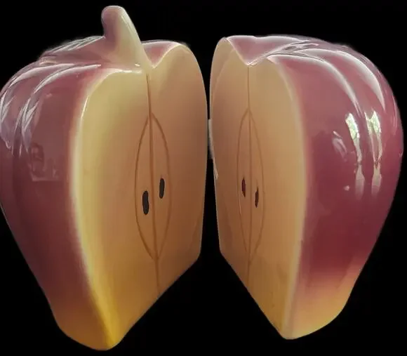 Vtg Ceramic Apple Salt & Pepper Shakers Red 2 Halves 3.5