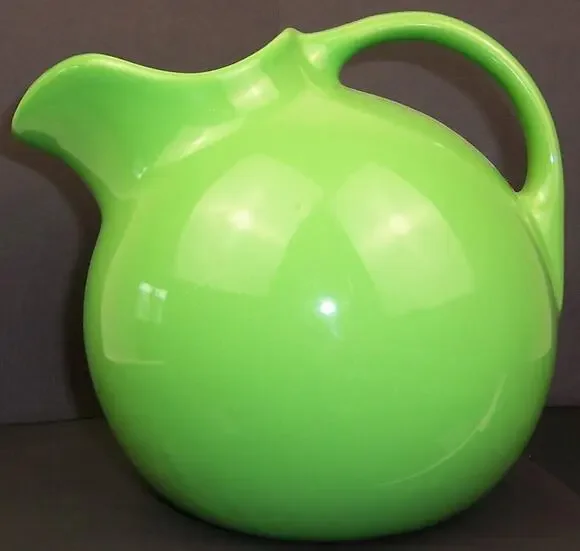 Vintage Hall China Chartreuse Green Tilted Ball Pitcher Ice Lip Model 633 USA