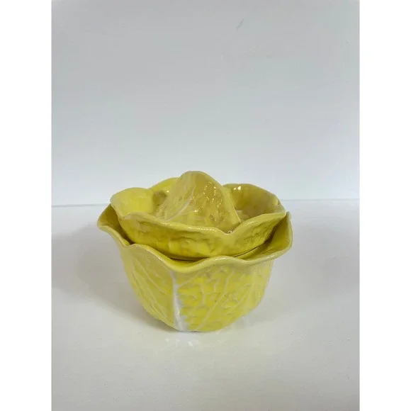 Vintage‎ Yellow Cabbage Leaf Ceramic Lidded Sugar Bowl Majolica Style Jar
