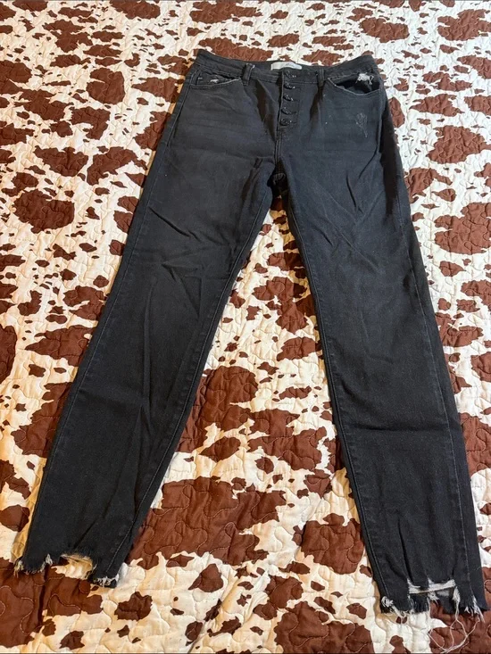 KanCan Black Distressed Skinny Jeans