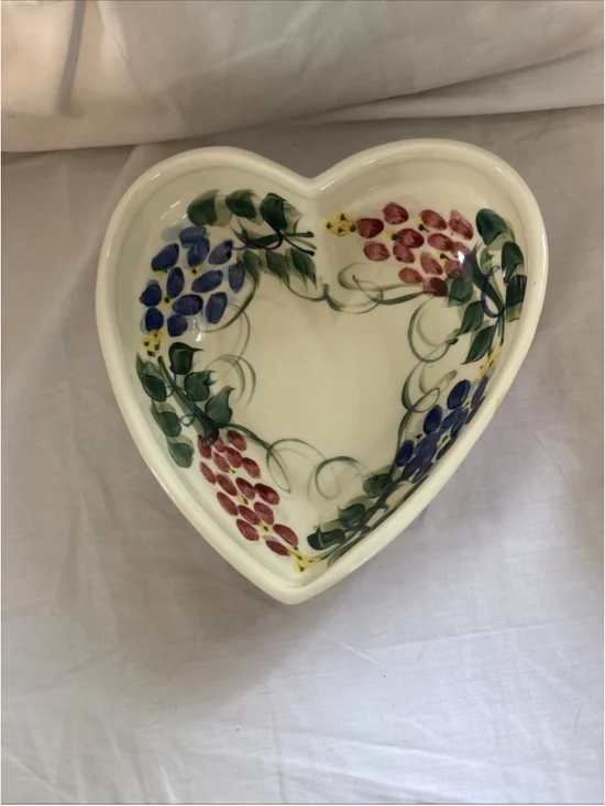 Gail Pittman Hand-painted Ceramic Candy Dish Trinket Dish ‘99.   1066
