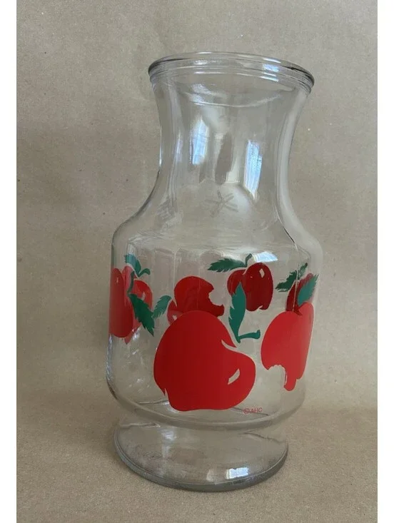 Vintage Anchor Hocking red apple juice carafe decanter pitcher 2 quart 8