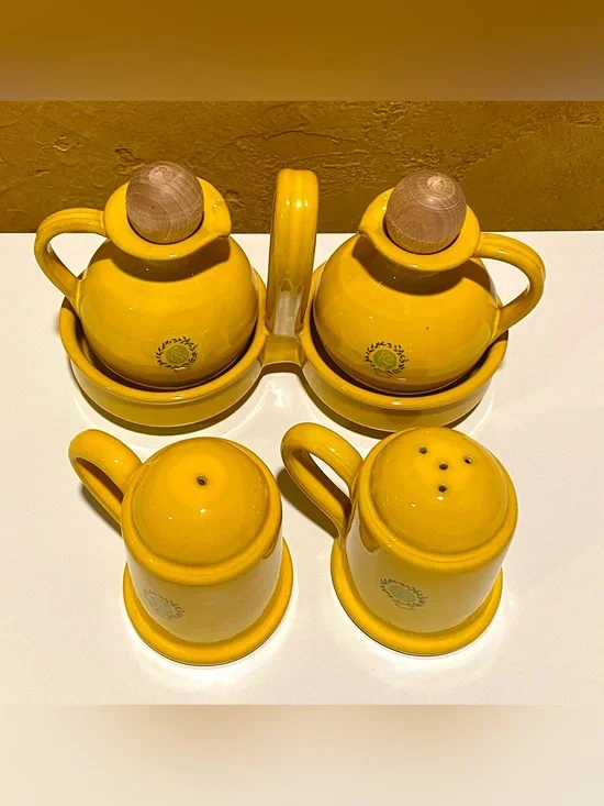 MAMMA RÓ CAMEO COLLECTION CERAMIC CRUET + SALT & PEPPER SHAKER SET, YELLOW