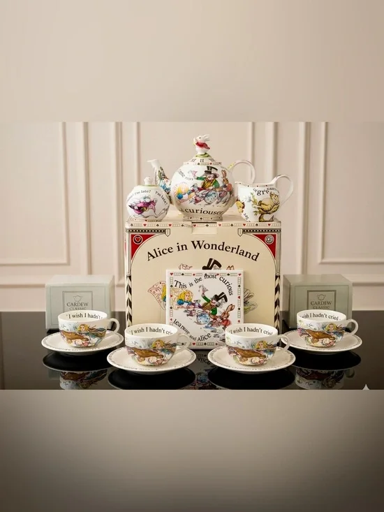 Paul Cardew Alice in Wonderland 12pc Tea Set For 4 Boxed