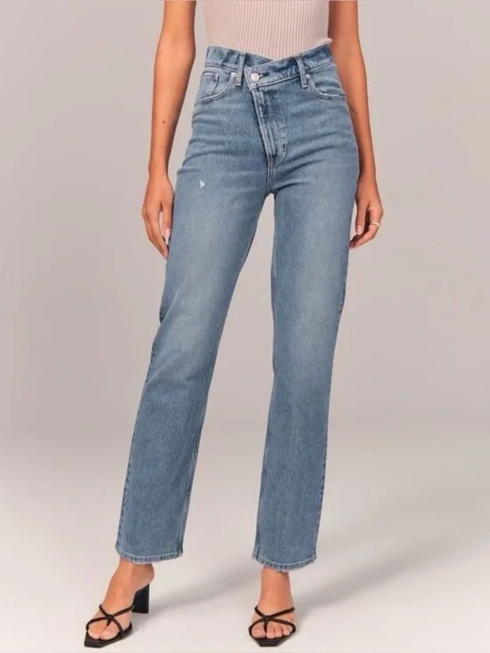 Abercrombie & Fitch curve love 90s straight ultra high rise jeans 10/30