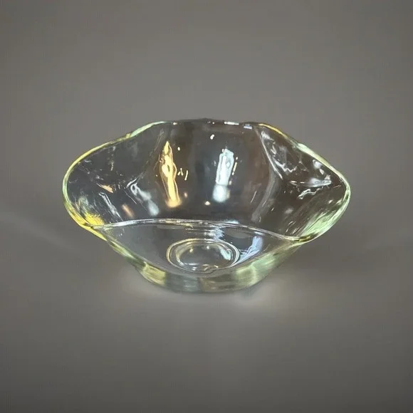 Vintage Clear / Green Tint Glass Crimped Wavy Edge Salad Bowl 4.75