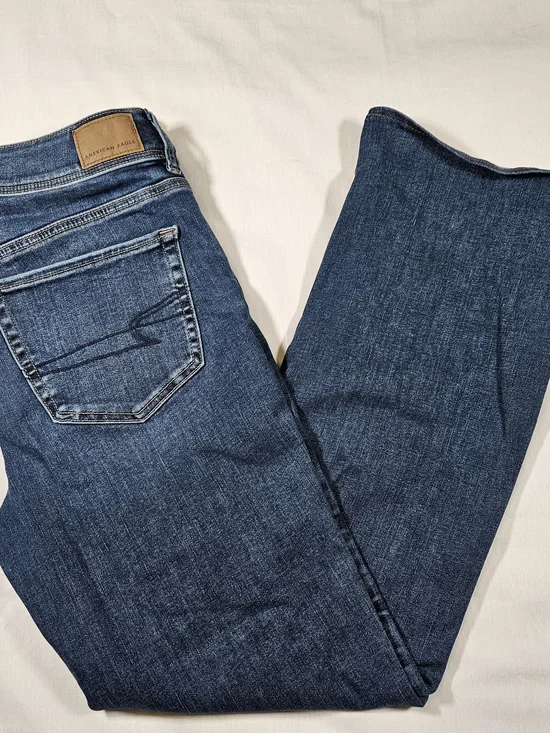 American Eagle Kick Boot Jeans Size 8 Regular Medium Dark Wash Stretch Denim