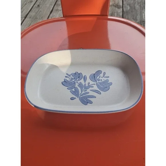 Pfaltzgraff Yorktowne Oblong 7