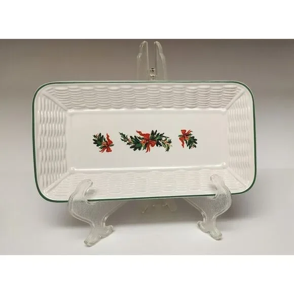 Pfaltzgraff Christmas Heritage Wicker Tray Bread/Cracker Serving Plate