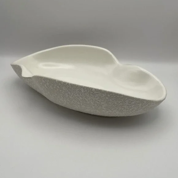 VTG ORIGINALS USA Textured Cream Ceramic Serving Dish Planter Asymmetrical Shape