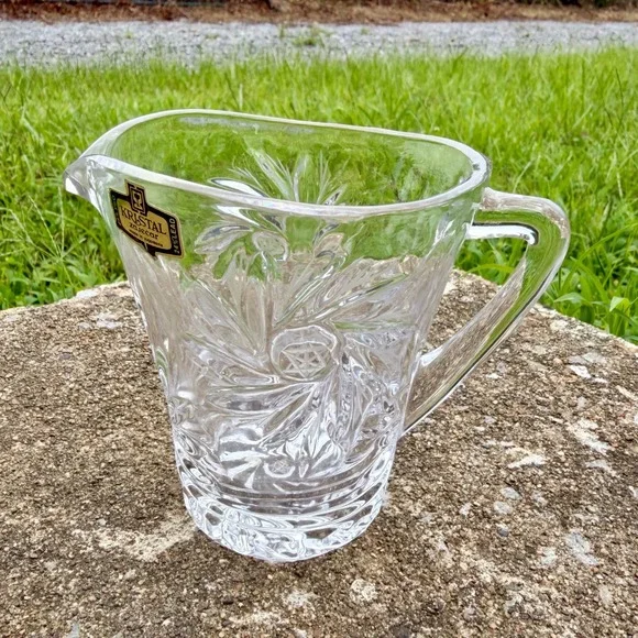 Kristal Zajecar Yugoslavia 24% Lead Crystal Pinwheel Star Pitcher Creamer 4 inch