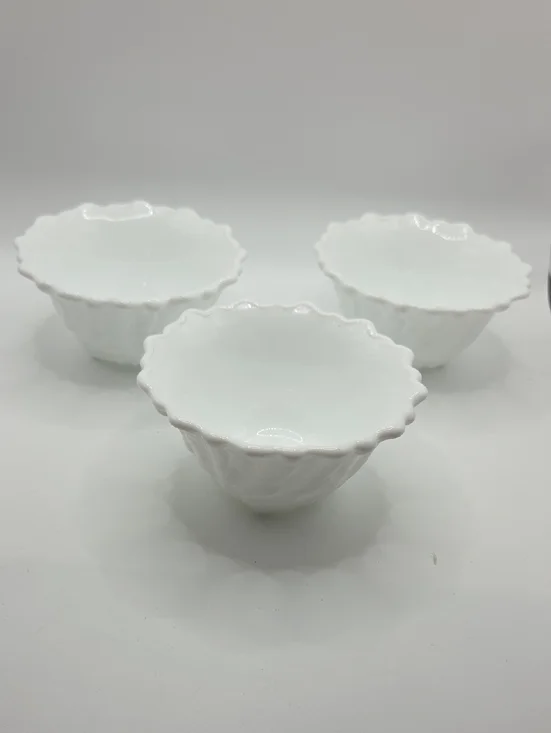 Indiana Wild Rose Milk Glass Bowls Set Of 3 Vintage