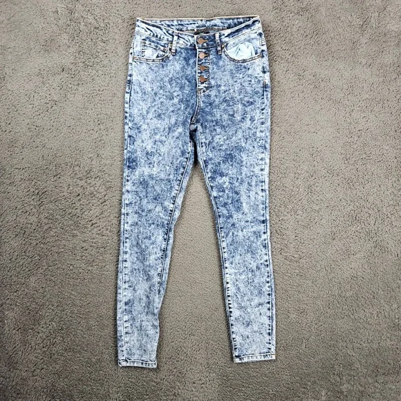 Versace V19-69 Abbigliamento Sportivo SRL Milano Italia 26/2 Acid Wash‎