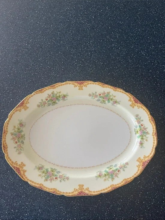Noritake Vtg Floral Gold-Trim Oval Serving Platter. White with floral & Gold