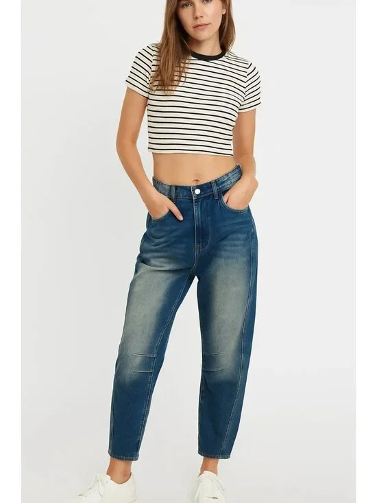 Good Wear Club High Rise Barrel Jeans Vintage Blue Size Medium NWT