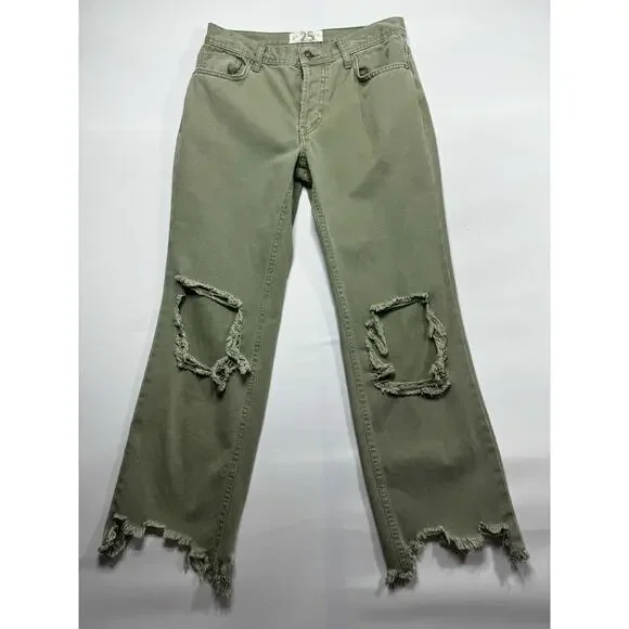 We The Free Women's Distressed Crop Straight Leg Green Jeans -Size 25 (28x26.5)*